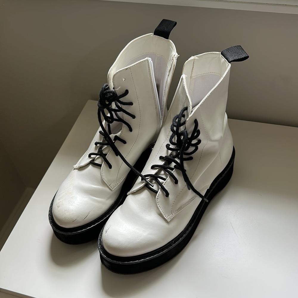 White Lace-Up Boots - Picture 2 of 9